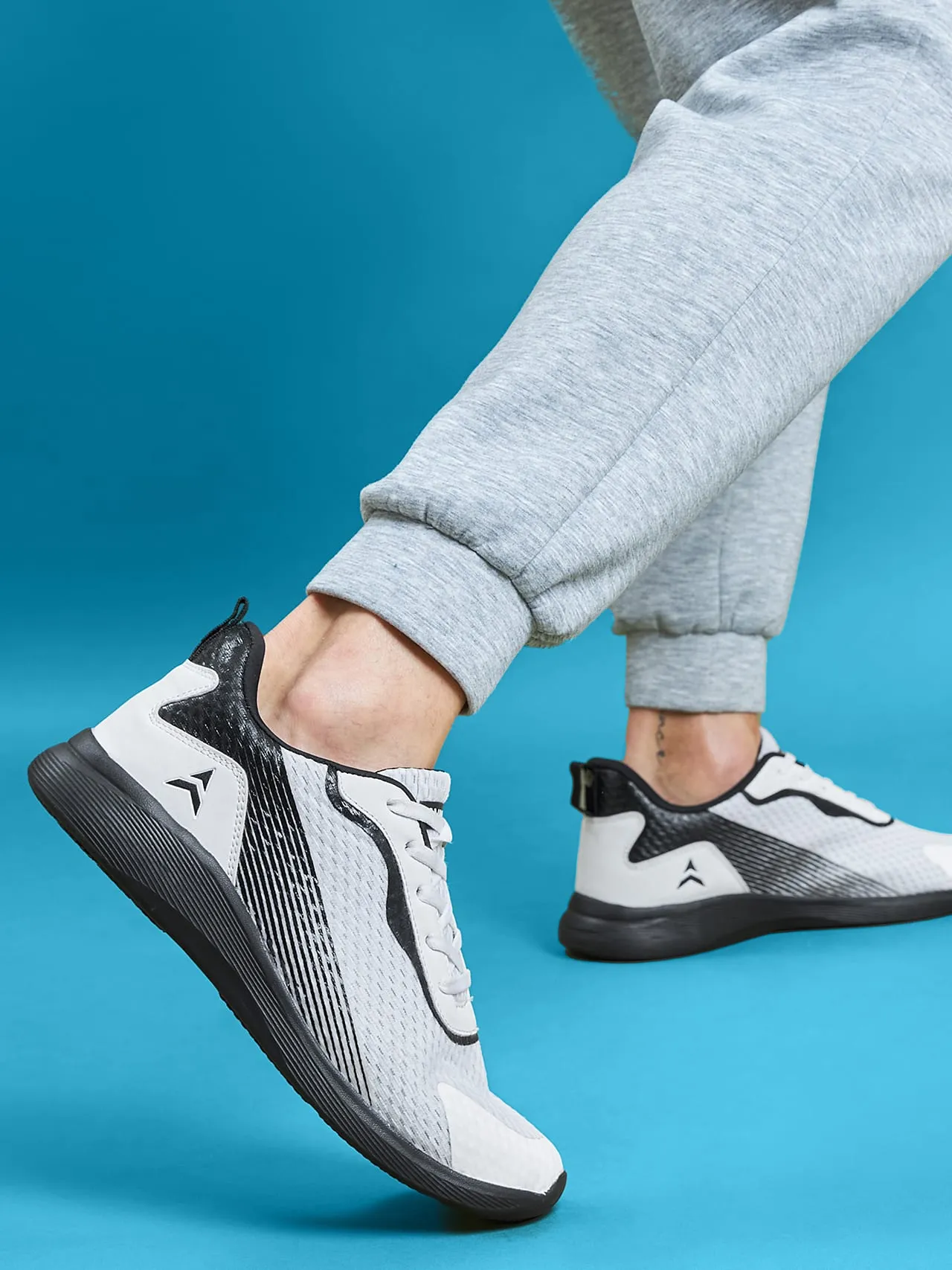 Avant Men's Alpha Sports Shoes-White/Black