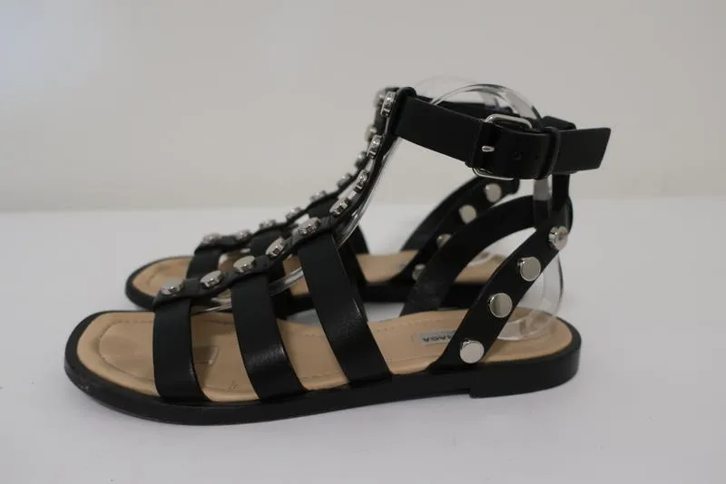 Balenciaga Studded Gladiator Sandals Black Leather Size 38 Ankle Strap Flat