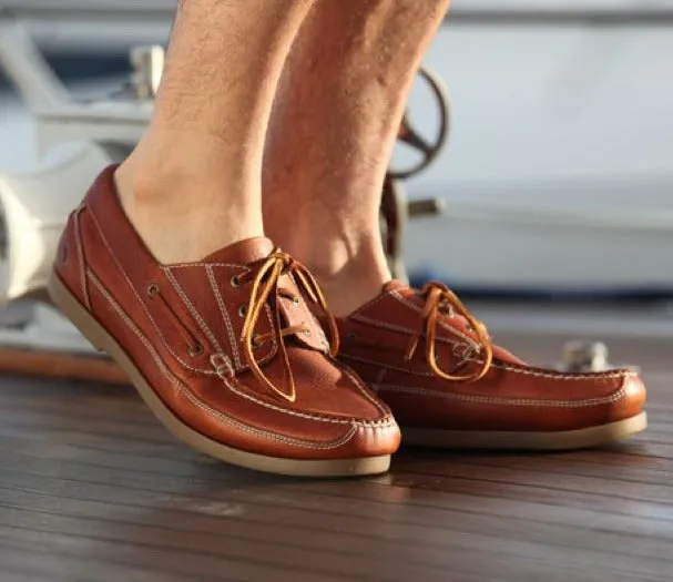 Chatham Rockwell II G2 Leather Wide Fit Boat Shoes Chestnut