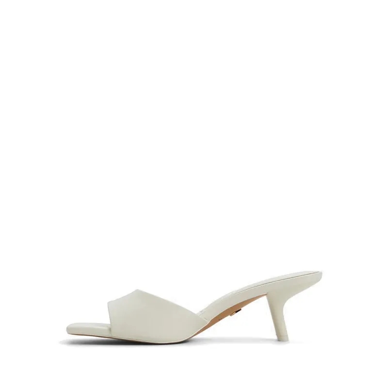 ENCHANTING HEELED SANDALS - WHITE