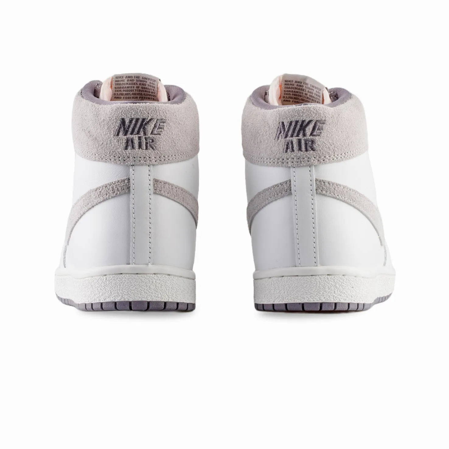 Jordan Air Ship PE SP (Summit White/Gunsmoke)