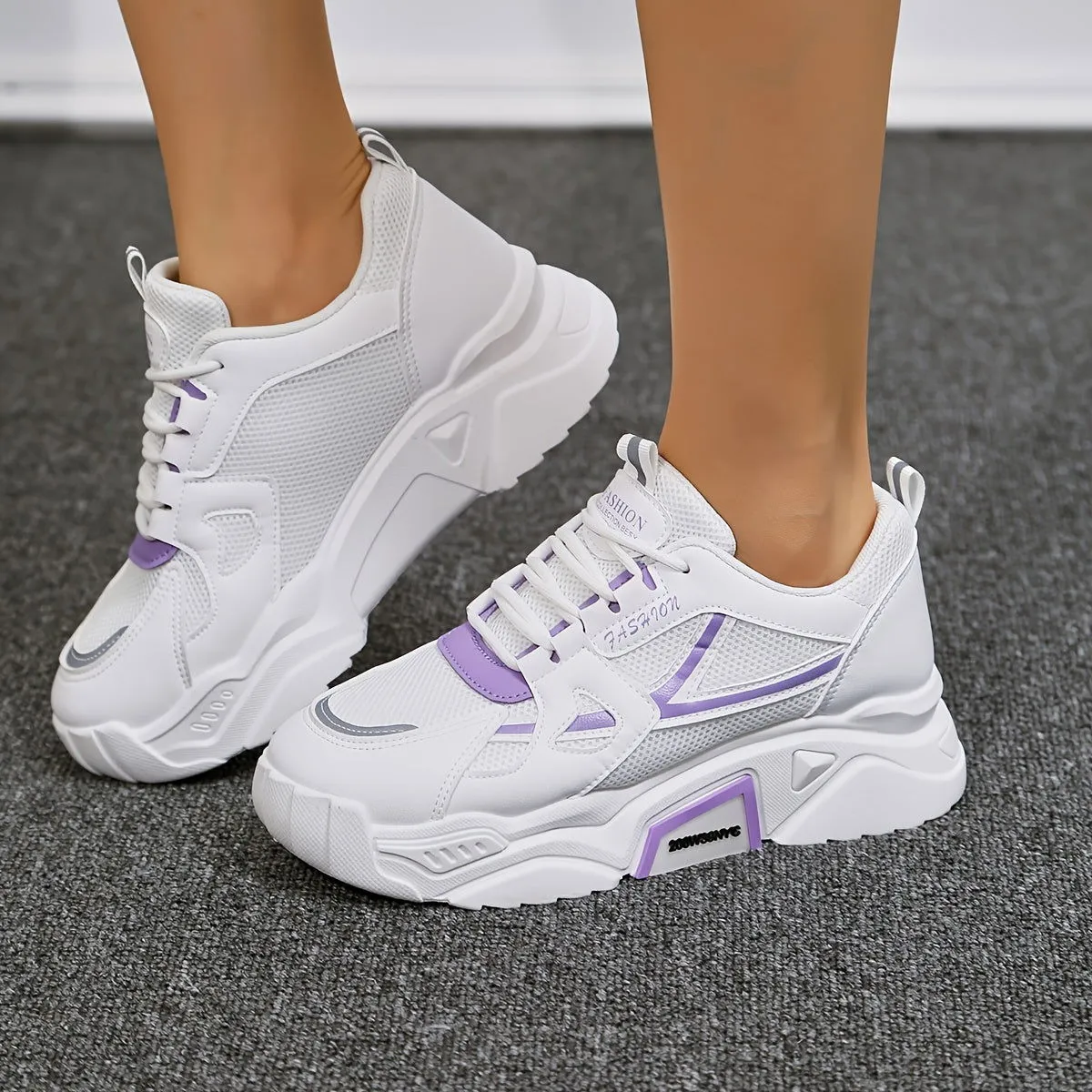 On-trend Lightweight Comfy Low-top Chunky Thick Sole Sneakers
