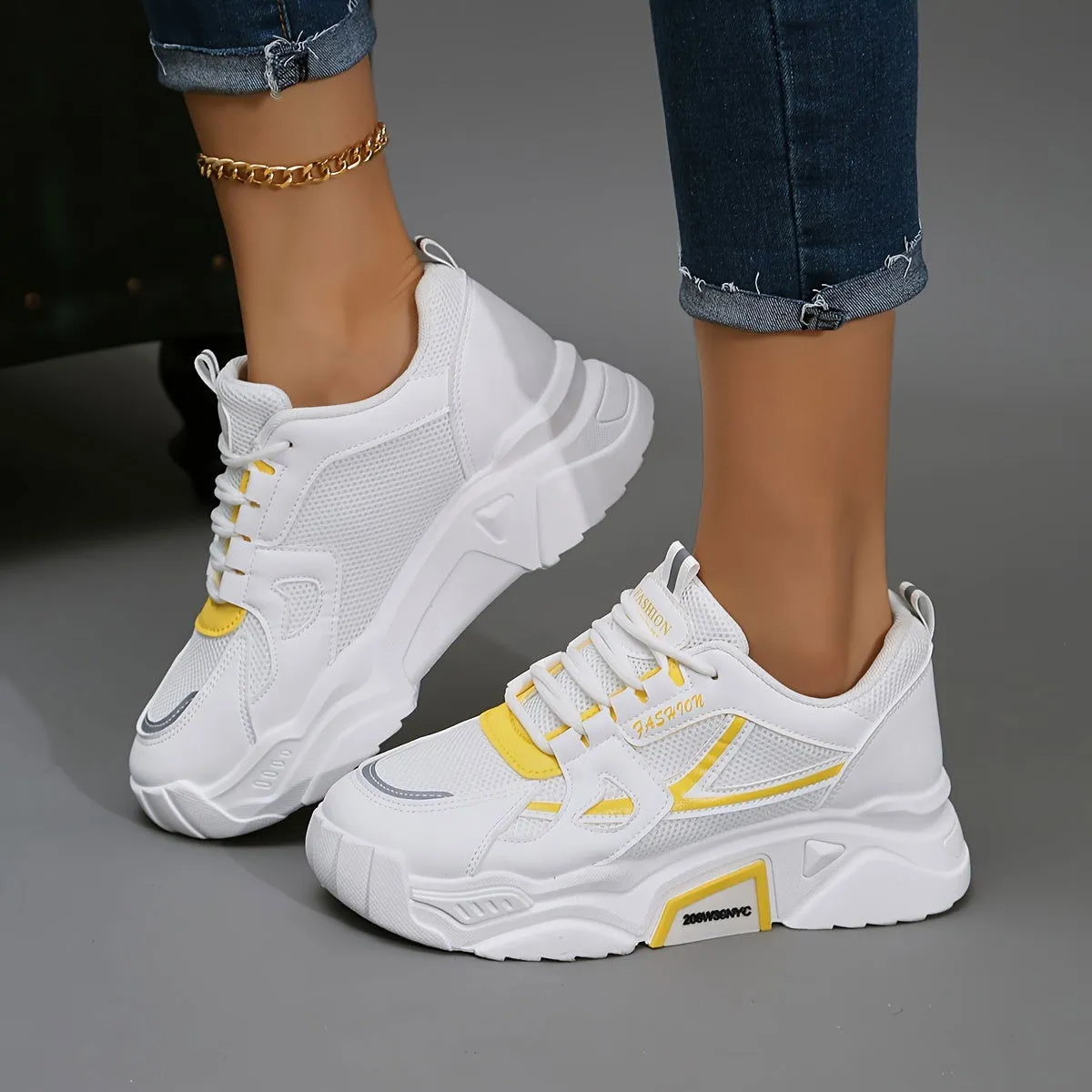 On-trend Lightweight Comfy Low-top Chunky Thick Sole Sneakers