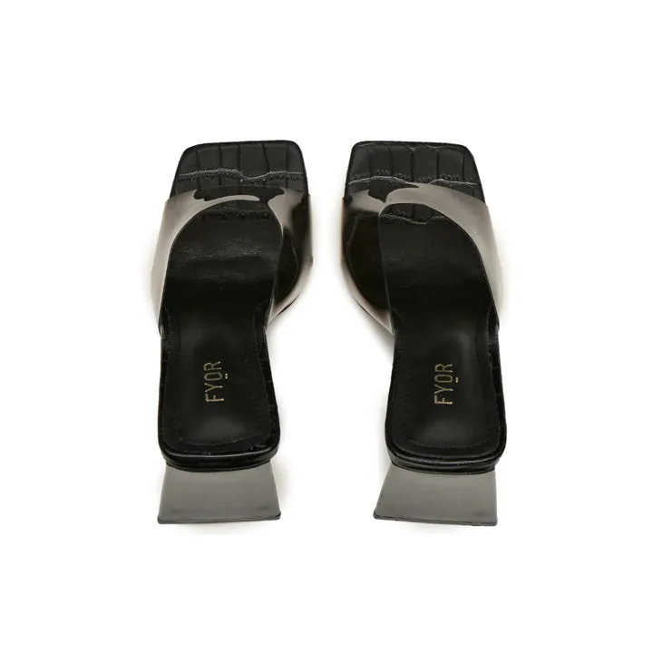 Texture Pyramid Heel Sandal, CMJ 04