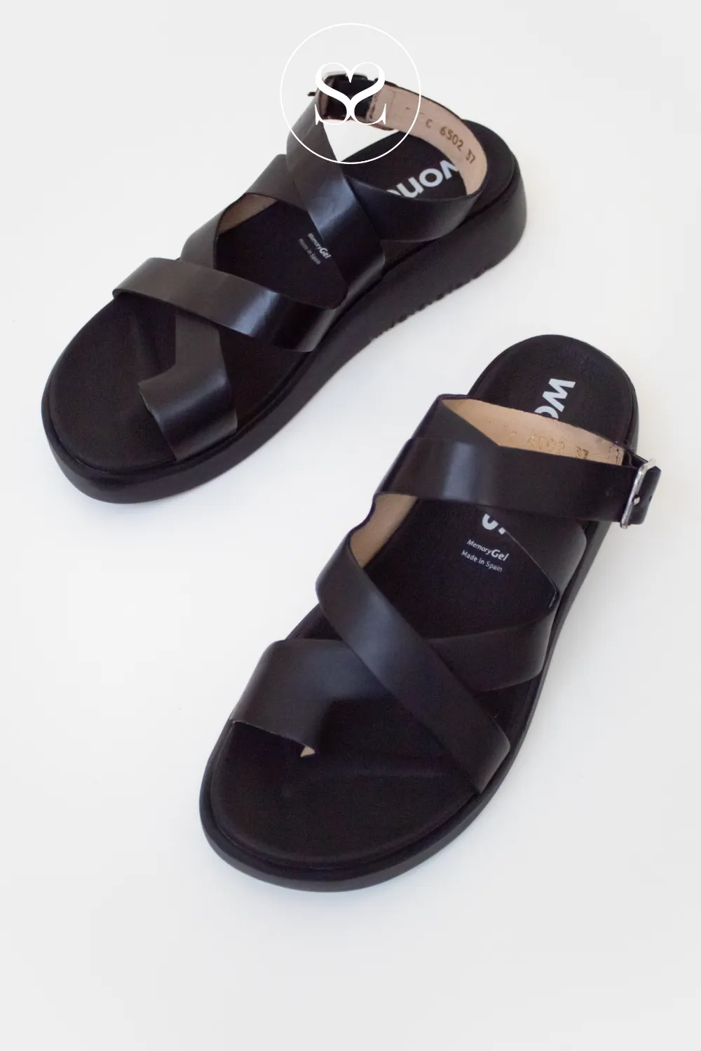 WONDERS C-6502 BLACK LEATHER LOW WEDGE GLADIATOR SANDALS